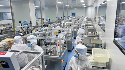 小白心里軟7周年 營養用心，因愛柔軟，科技引領溫馨變革